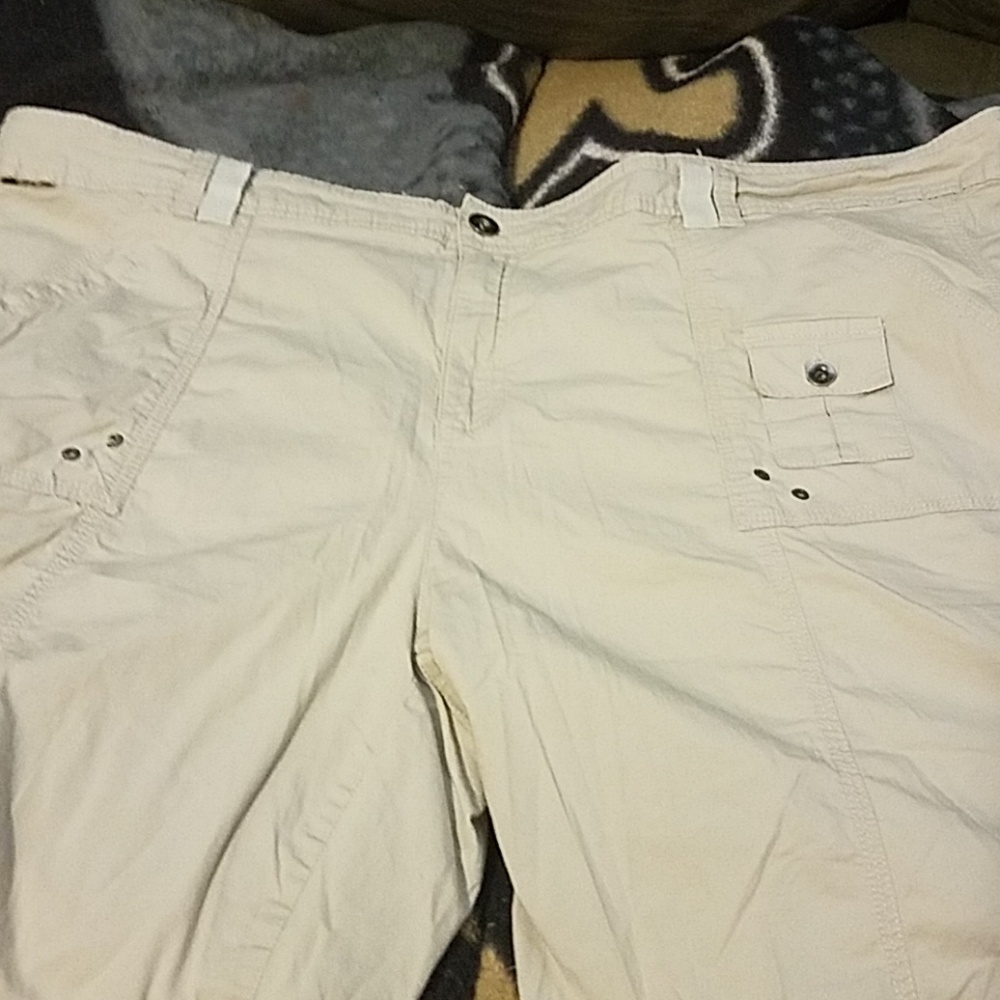 Crop pants